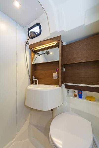 Book yachts online - sailboat - Oceanis 51.1 (5+1 cab) A/C &amp; GEN - YRIA - rent
