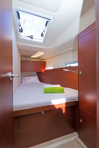 Book yachts online - sailboat - Hanse 455 - CAITLIN OF LORNE - rent