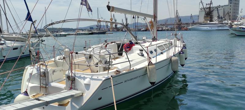 Book yachts online - sailboat - Sun Odyssey 43 - EVANGELOS - rent