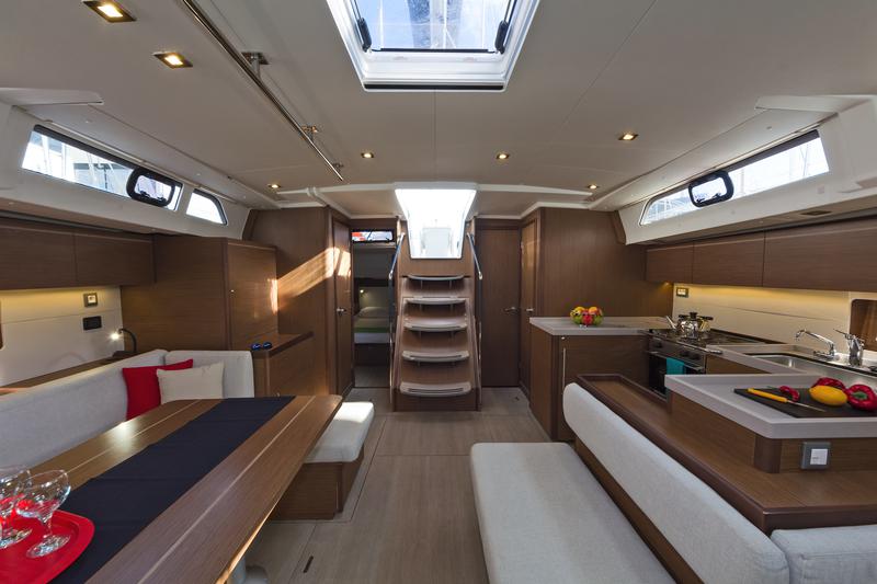 Book yachts online - sailboat - Oceanis 51.1 (5+1 cab) A/C &amp; GEN - FREYJA - rent