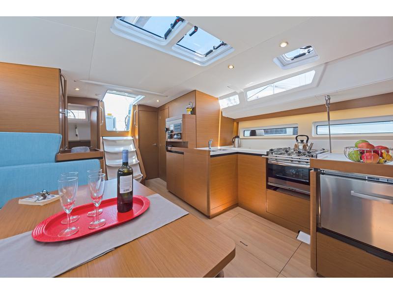 Book yachts online - sailboat - Sun Odyssey 490 - GOLDFISH - rent
