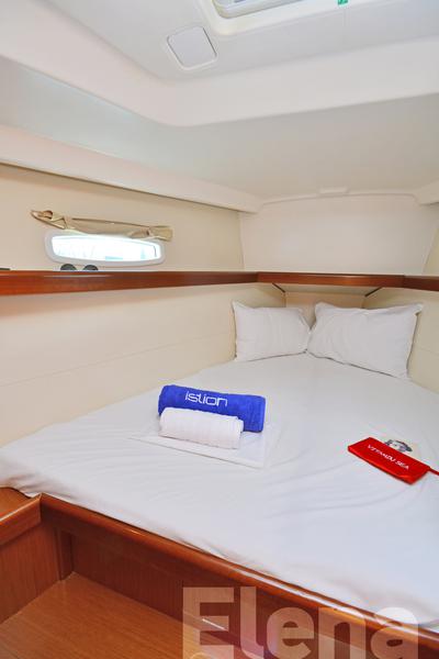 Book yachts online - sailboat - Oceanis 43 - Elena - rent