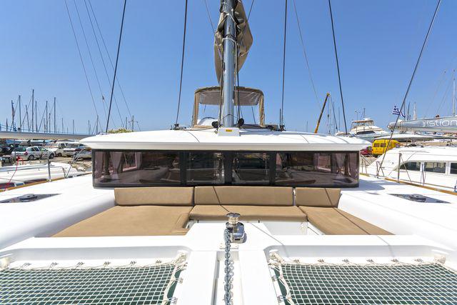 Book yachts online - catamaran - Lagoon 450 Fly A/C &amp; GEN - NEMESIS - rent