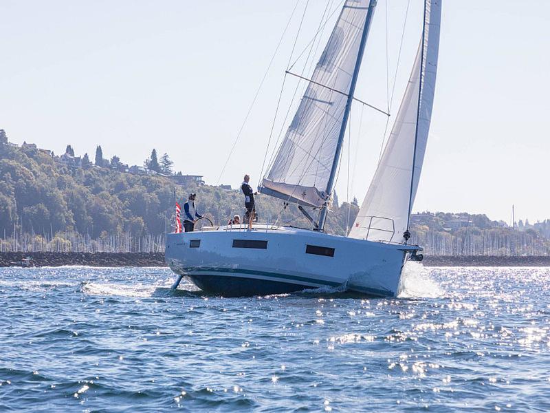 Book yachts online - sailboat - Sun Odyssey 440 - Jolly Roger - rent