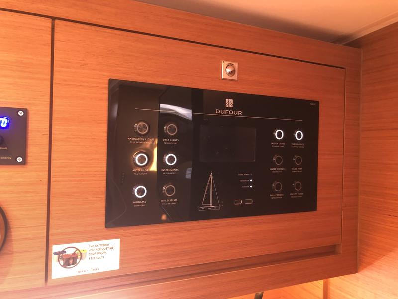 Book yachts online - sailboat - Dufour 530 Owner's version - Gringott - rent
