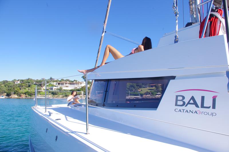 Book yachts online - catamaran - Bali 4.3 - Hogwarts - rent