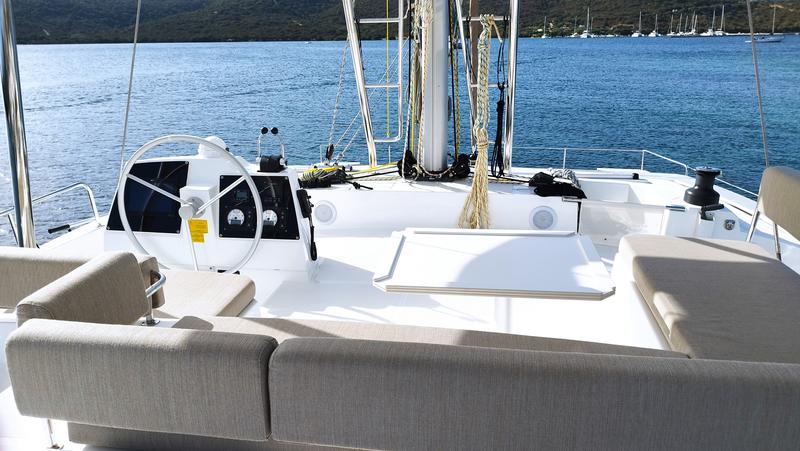 Book yachts online - catamaran - Bali 4.6 - Grampus - rent