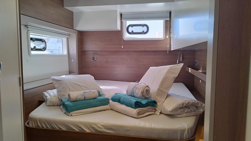 Book yachts online - catamaran - Bali 4.4 - Stenella - rent