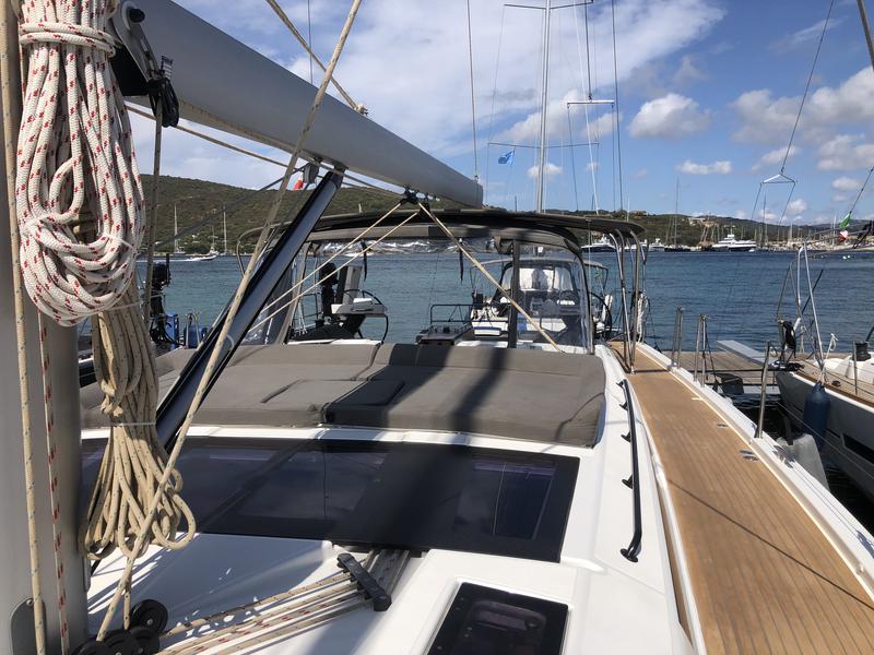 Book yachts online - sailboat - Dufour 530 Exclusive 2020 - Gryffindor - rent