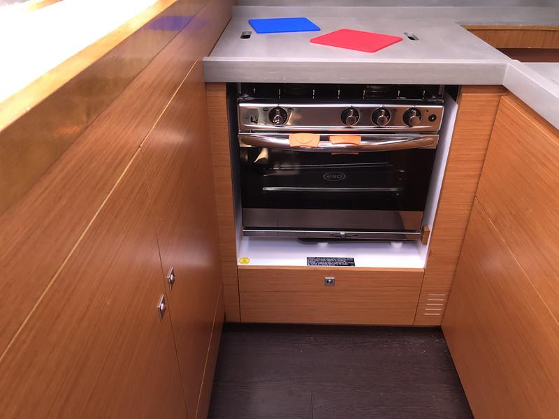 Book yachts online - sailboat - Dufour 530 Owner's Version - Edvige - rent