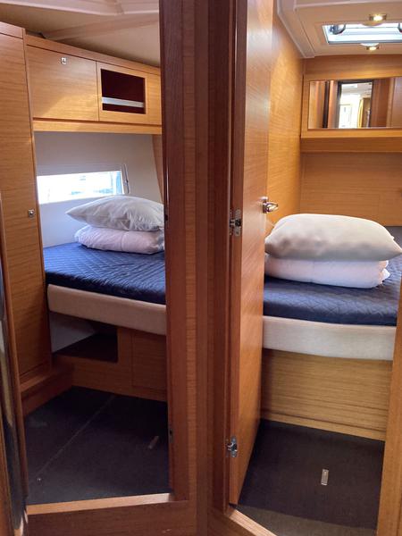 Book yachts online - sailboat - Dufour 470 - Potter - rent