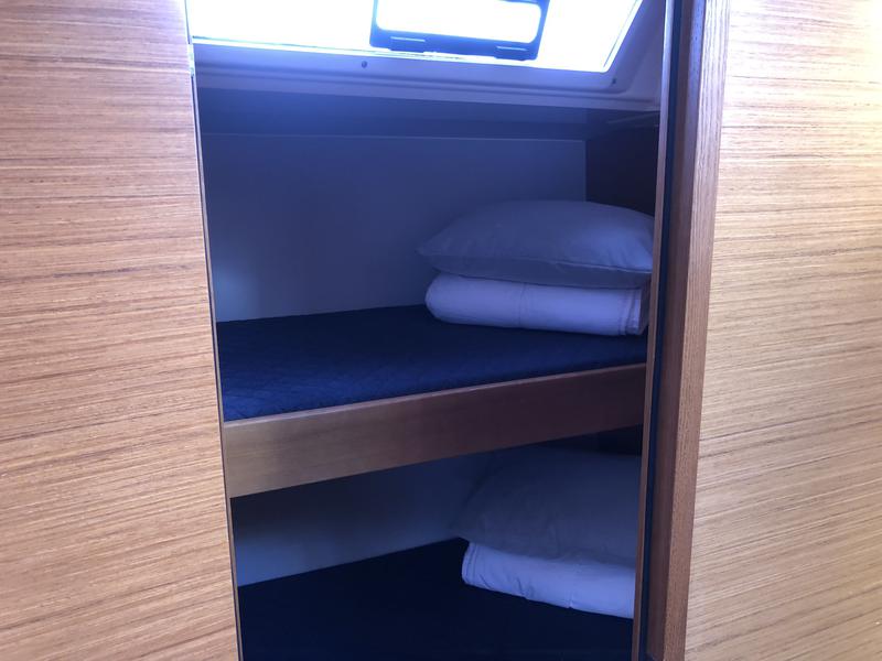 Book yachts online - sailboat - Dufour 470 - Potter - rent
