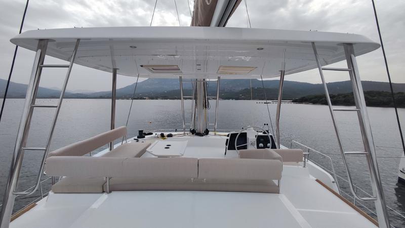 Book yachts online - catamaran - Bali 4.8 - Physeter - rent