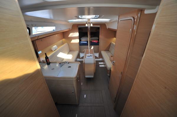 Book yachts online - sailboat - Dufour 350 Grand Large - Mirtilla - rent