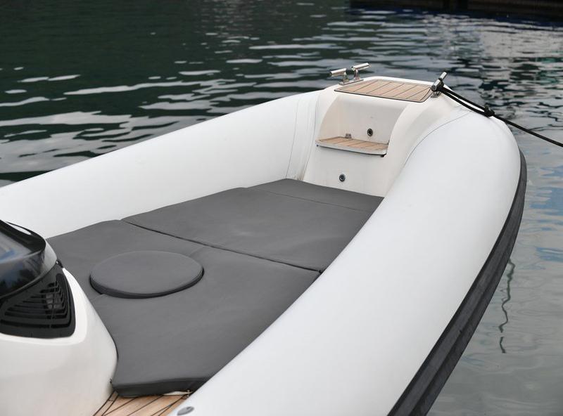 Book yachts online - motorboat - Sacs Strider 11 - Oltre - rent