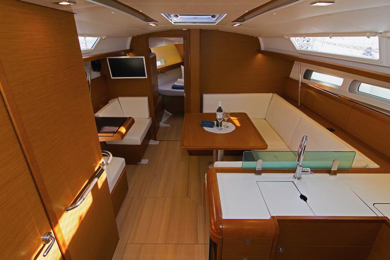 Book yachts online - sailboat - Sun Odyssey 419 - Dorado - rent