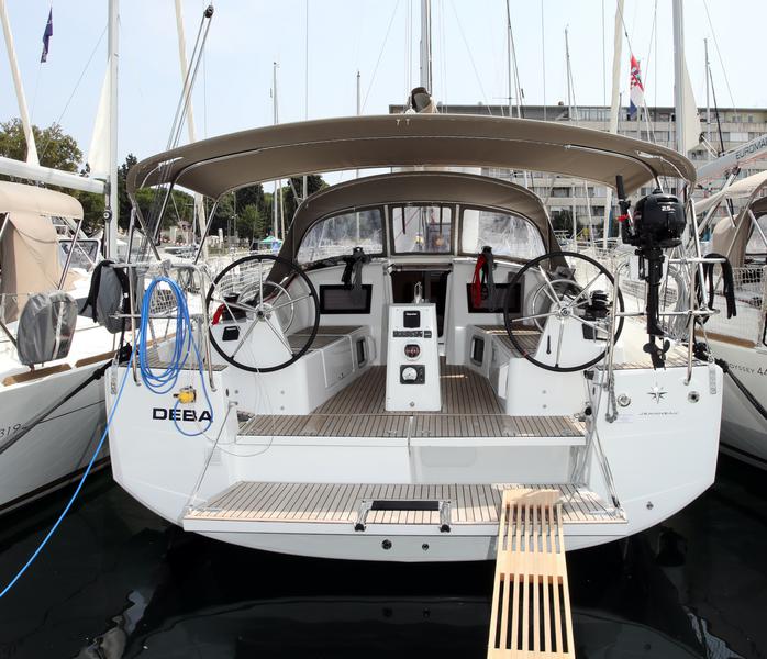Book yachts online - sailboat - Sun Odyssey 410 - Deba - rent