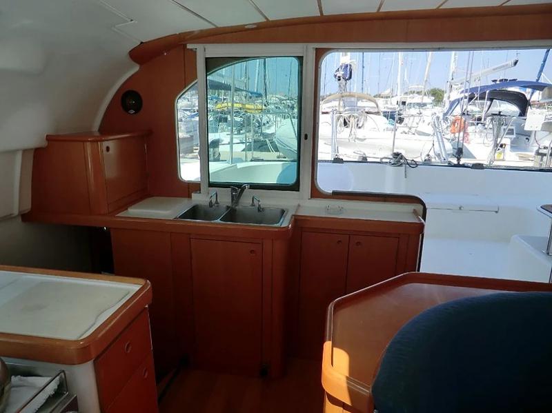 Book yachts online - catamaran - Lagoon 410 - Gemini - rent