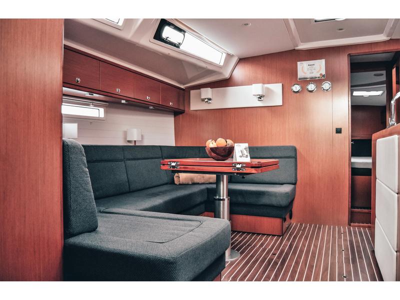 Book yachts online - sailboat - Bavaria Cruiser 56 - GATSBY - rent