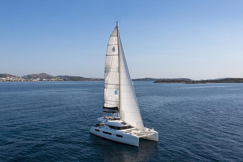 Book yachts online - catamaran - Lagoon 50 - For Sail Too - Skippered - rent