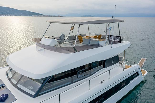 Book yachts online - powercatamaran - Fountaine Pajot MY 44 - Endless Beauty - Deluxe - rent
