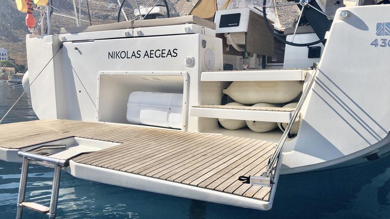 Book yachts online - sailboat - Dufour 430 Grand Large - Nikolas-Aegeas - rent
