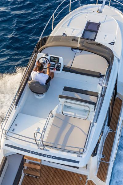 Book yachts online - motorboat - Jeanneau Merry Fisher 1095 FLY - Jeanneau Merry Fisher 1095 Fly - rent