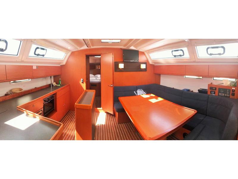 Book yachts online - sailboat - Bavaria Cruiser 46 - Sestrica - rent