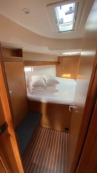 Book yachts online - sailboat - Bavaria Cruiser 45 - Sikica - rent