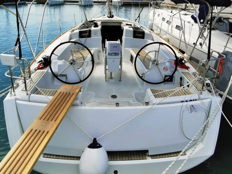 Book yachts online - sailboat - Sun Odyssey 389 - Zappa - rent