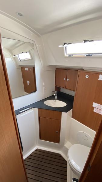 Book yachts online - sailboat - Bavaria Cruiser 45 - Lunga - rent