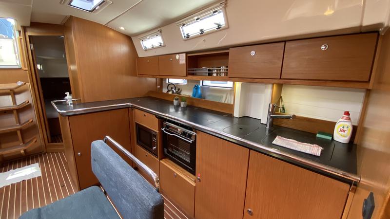 Book yachts online - sailboat - Bavaria Cruiser 45 - Gustac - rent