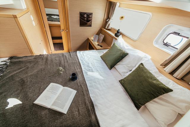 Book yachts online - catamaran - Lagoon 39 - NEMO - rent