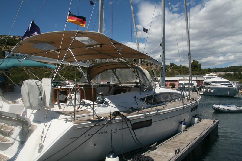 Book yachts online - sailboat - Jeanneau 53 (4cab) - Trinity - rent
