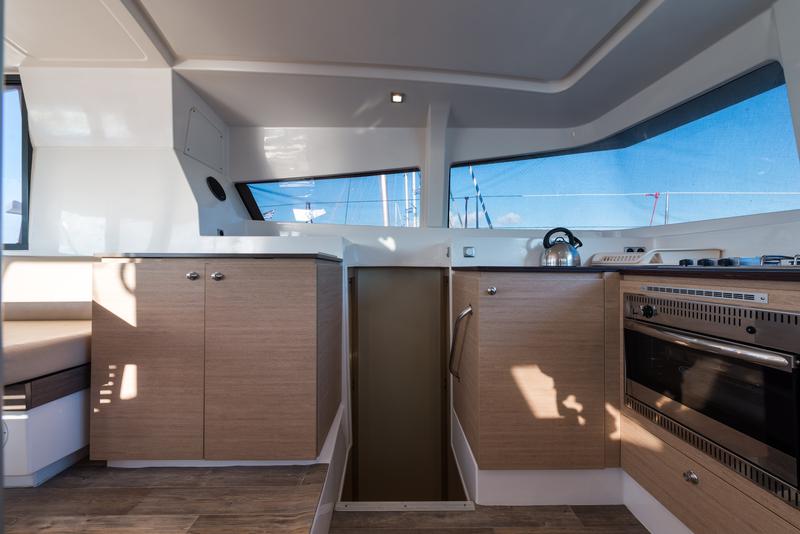 Book yachts online - catamaran - Bali 4.0 - Vallejo - rent