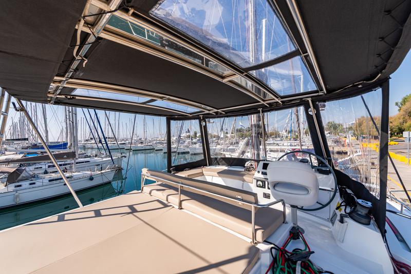 Book yachts online - catamaran - Bali 4.3 - Alba - rent