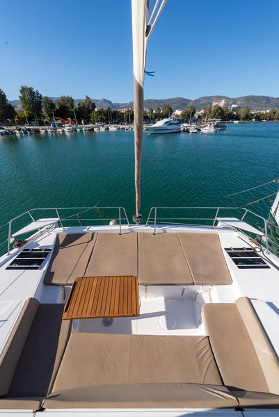 Book yachts online - catamaran - Bali 4.1 - Ramon - rent