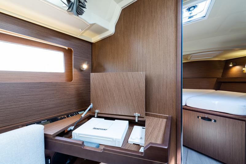 Book yachts online - sailboat - Oceanis 41.1 - Argyroula - rent