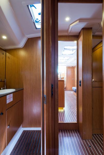 Book yachts online - sailboat - Bavaria Cruiser 56 - Breathless - rent