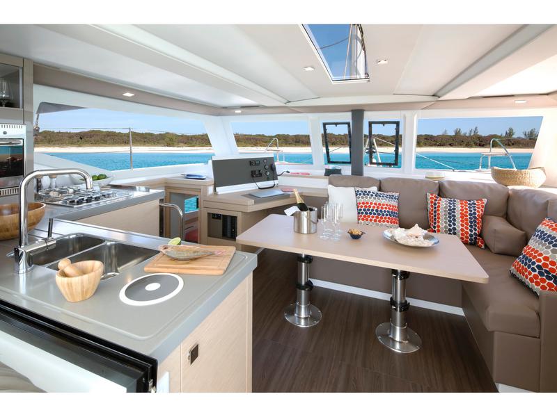 Book yachts online - catamaran - Lucia 40 (4cab./4 hds) - Lucia's Dream - rent