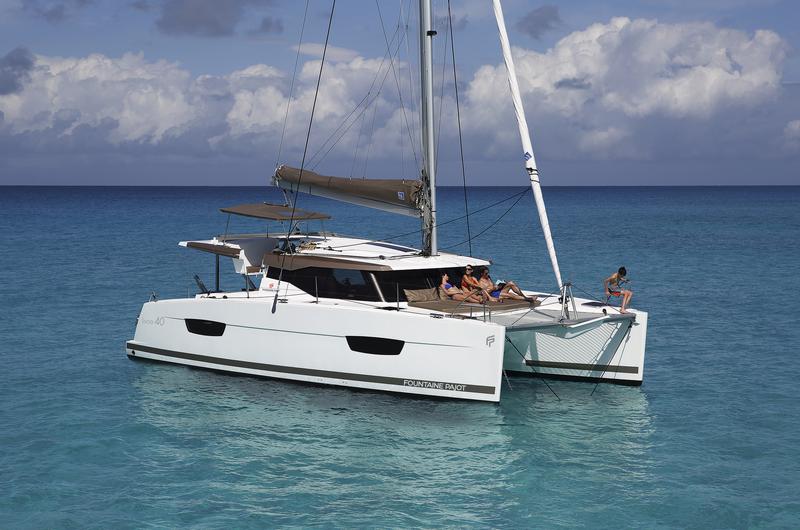 Book yachts online - catamaran - Lucia 40 (4cab./4 hds) - Lucia's Dream - rent