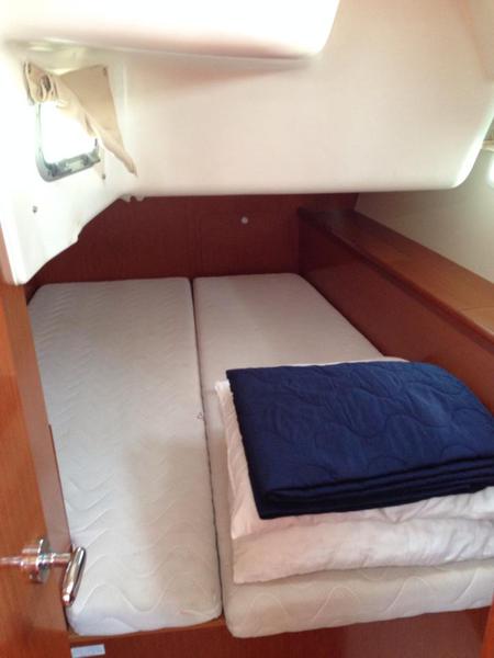 Book yachts online - sailboat - Oceanis 40 - Pepper - rent