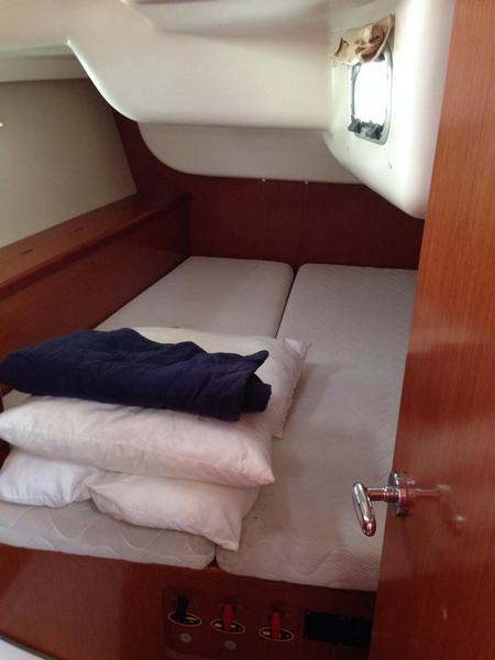 Book yachts online - sailboat - Oceanis 40 - Pepper - rent