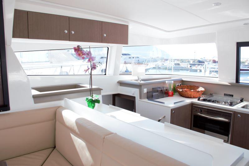 Book yachts online - catamaran - Bali 4.3 - Fasteam Two (WM - A/C - GENERATOR) - rent