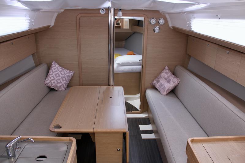 Book yachts online - sailboat - Dufour 360 Grand Large - Zion - rent