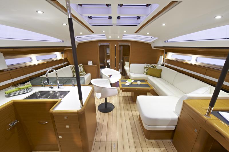 Book yachts online - sailboat - Jeanneau 57 - Seafree - rent