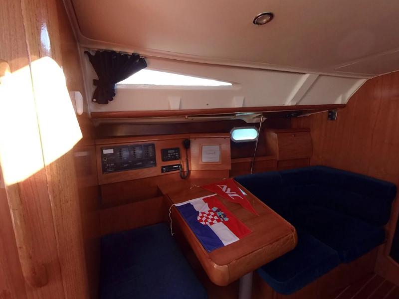 Book yachts online - sailboat - Sun Odyssey 40 - BALANCE II - rent