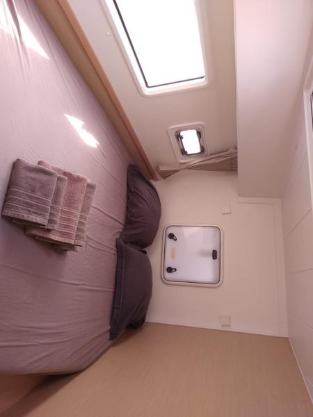 Book yachts online - catamaran - Lagoon 42 - Martine - rent