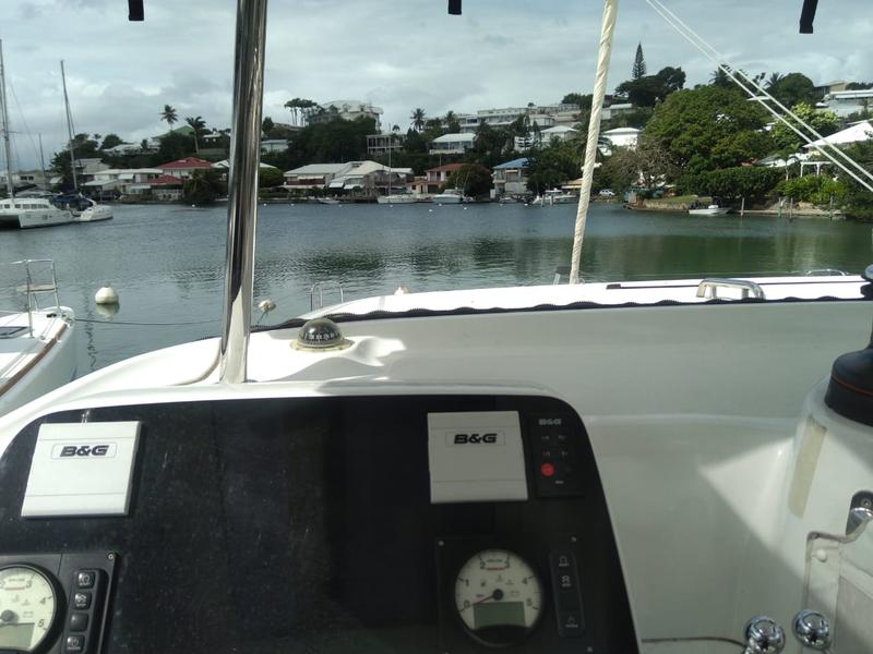 Book yachts online - catamaran - Lagoon 42 - Tidre - rent