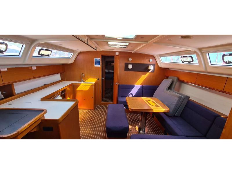 Book yachts online - sailboat - Bavaria Cruiser 51 - Dalian - rent